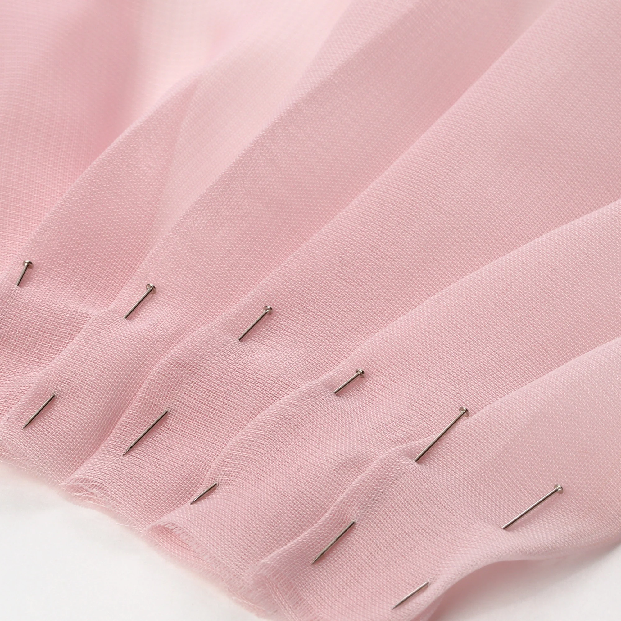 1-1/16" Long Pleating Pins, Nickel, 350 pc - Image 4