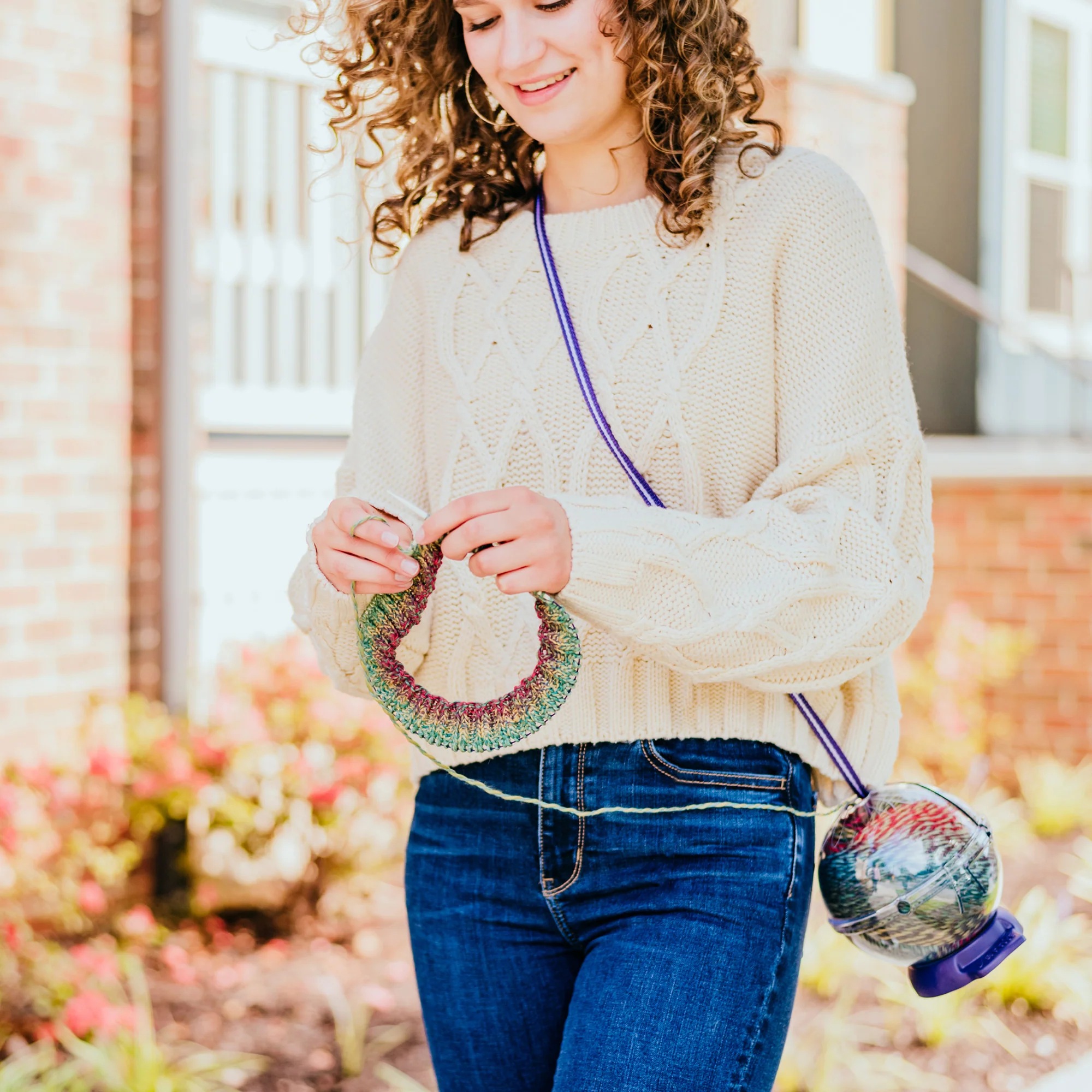 The Yarnit Yarn Holder - Image 10