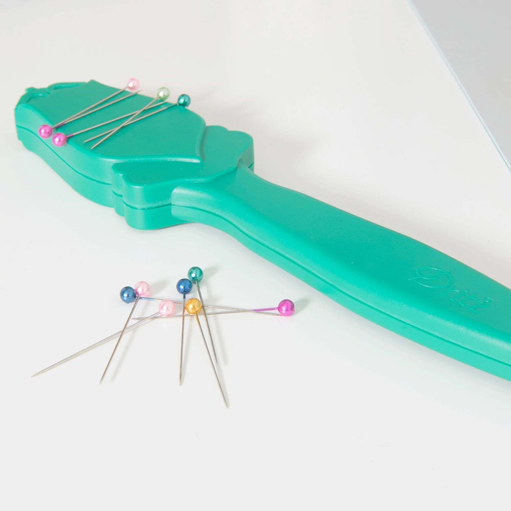 Magnetic Pin Wand, Green - Image 4