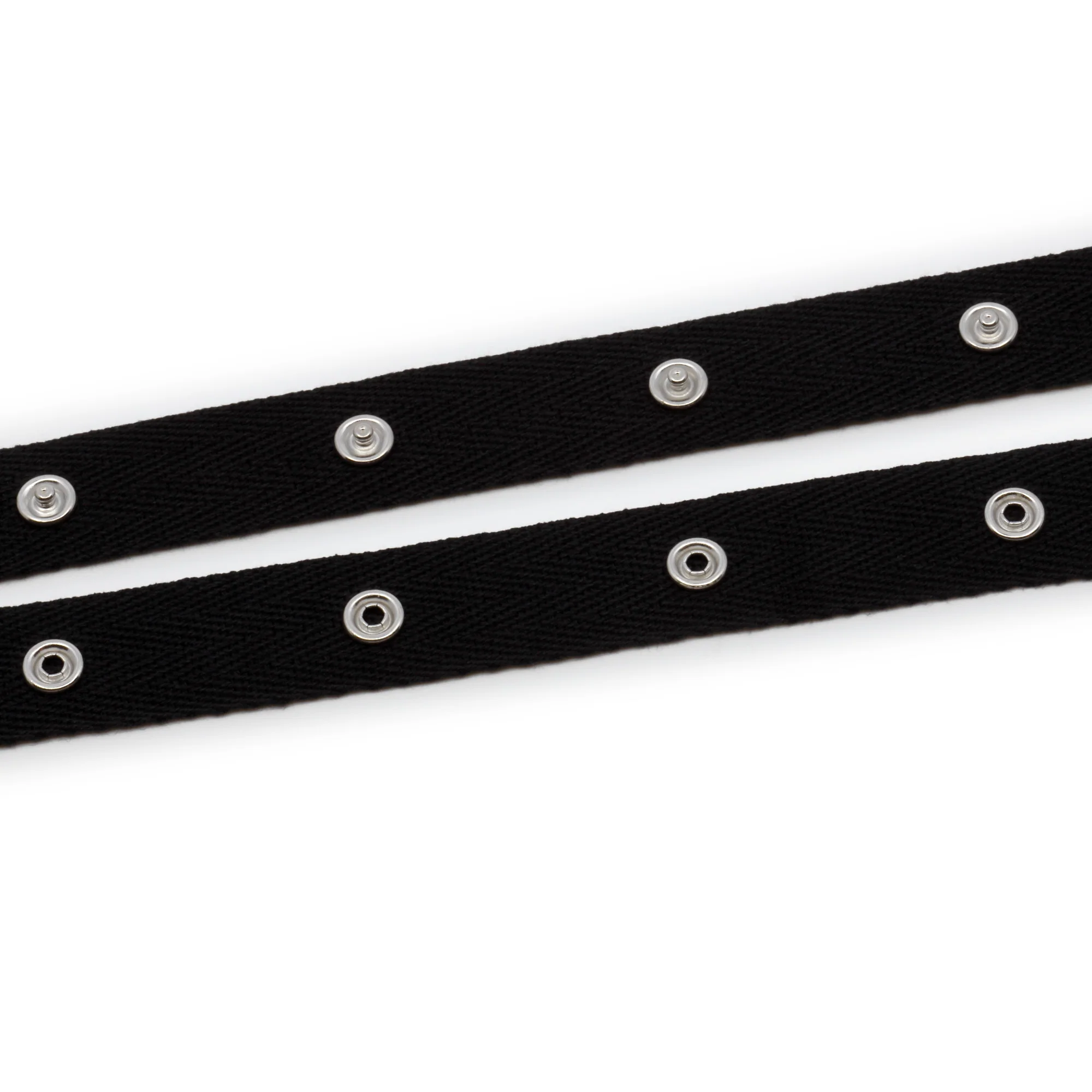 17-1/2" Snap Tape, 12 Snaps, Black - Image 2